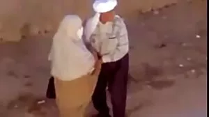கதிரியக்க லத்தினா MILF குத கவனத்தைப் பெறுகிறது